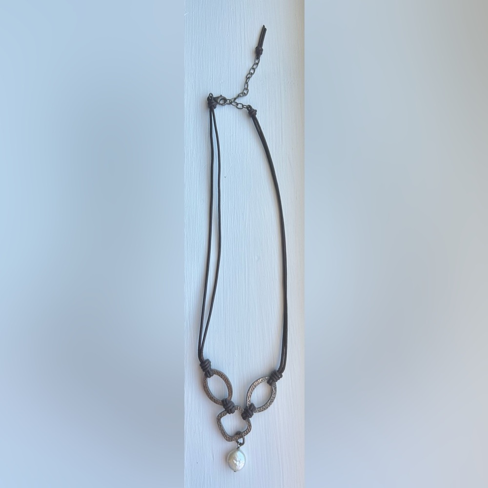 Vintage Silpada Hammered Sterling Silver and Coin Pearl Leather Cord Necklace